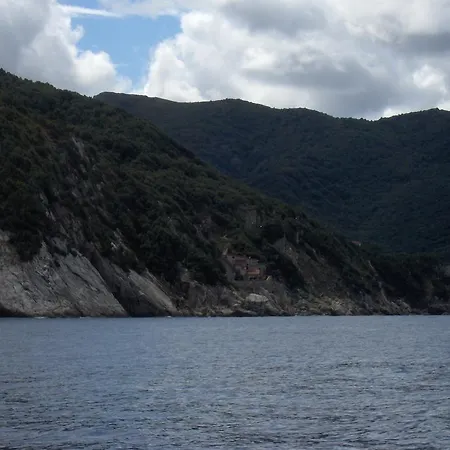 Cota Quinta Apartment